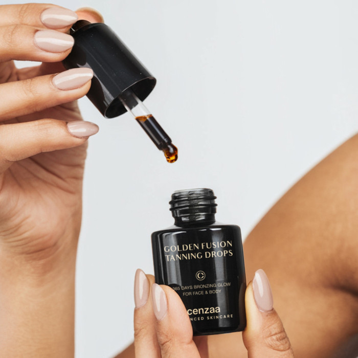 cenzaa-golden-fusion-tanning-drops-Lifestyle