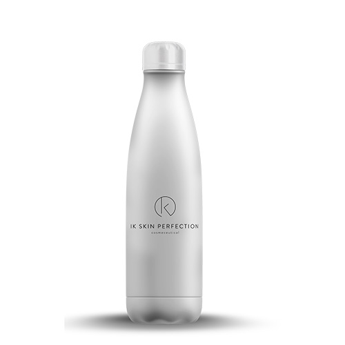 Hydrateer-met-de-IK-Skin-Perfection-waterfles